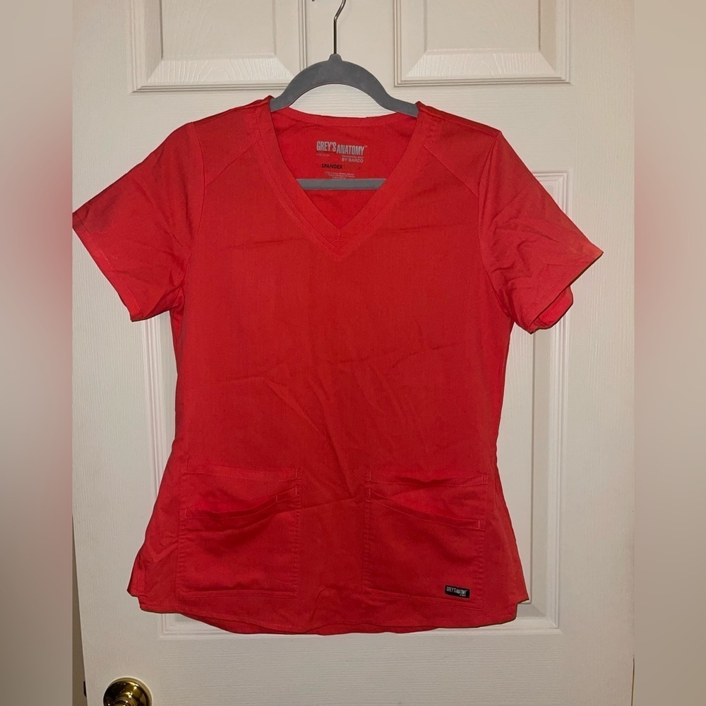 Grey’s Anatomy scrub top • women small
